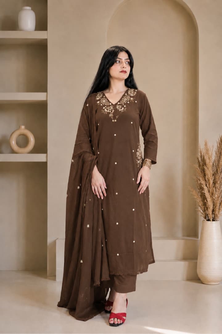 Embroidered Kurta Pant & Dupatta Set